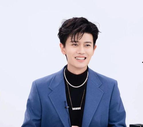 任嘉伦吃瓜娱乐圈,揭秘明星幕后故事  第1张